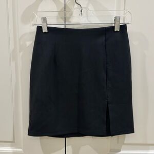 Chic Black Mini Skirt